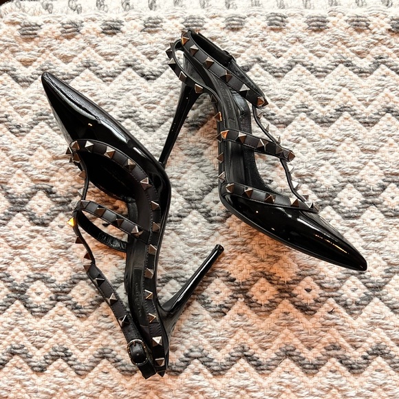 Valentino Patent Rockstud Caged Pumps - Picture 5 of 15